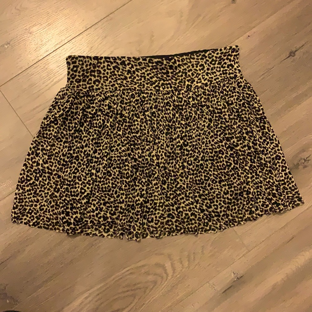 Express leopard skirt